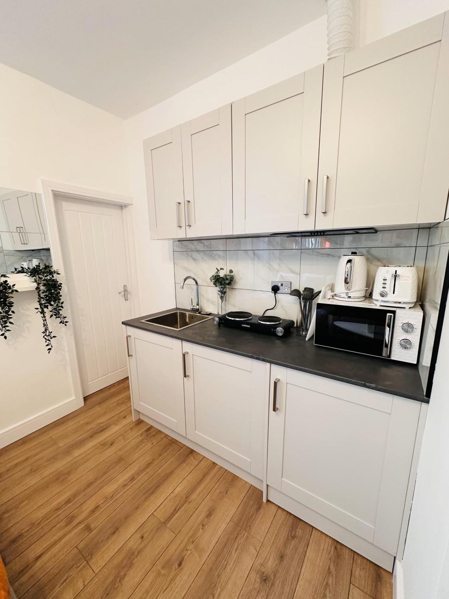 R4 Luxury Studio En-Suite Room In Harborne Lane By Queen Elizabeth Hospital Μπέρμιγχαμ Εξωτερικό φωτογραφία